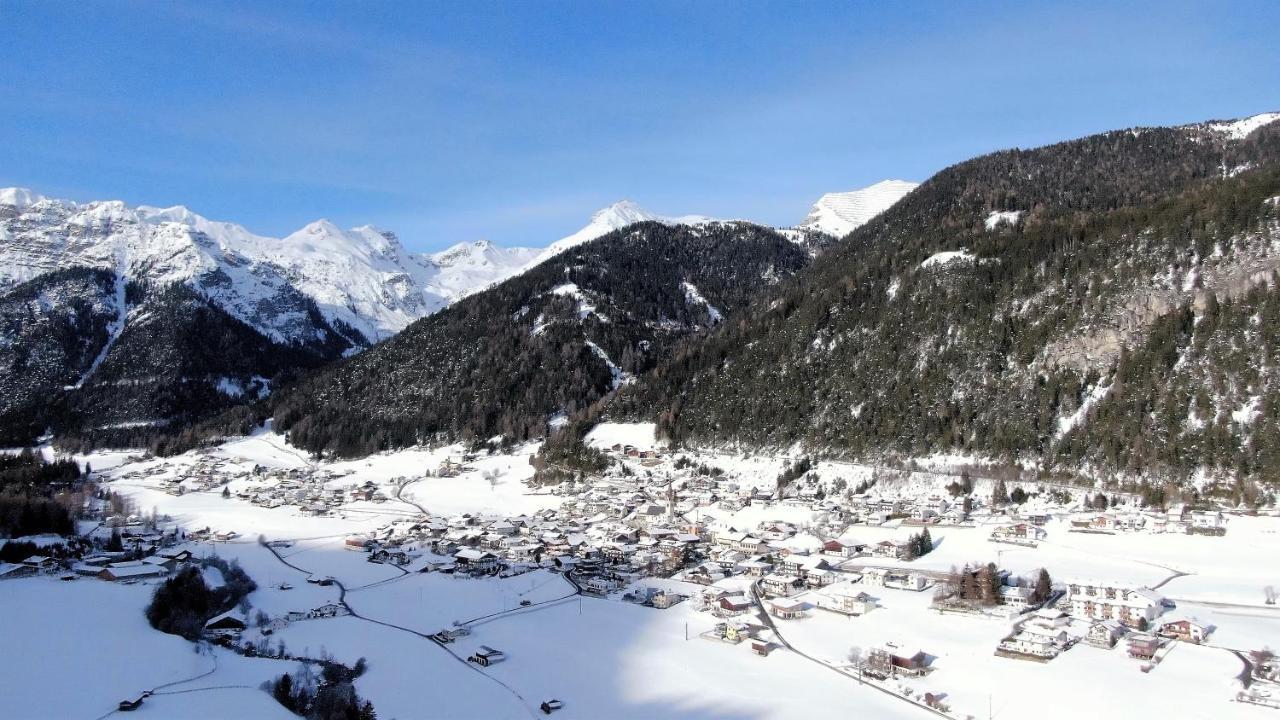 Alpen Gasthof Apartments Hohe Burg Trins Eksteriør billede